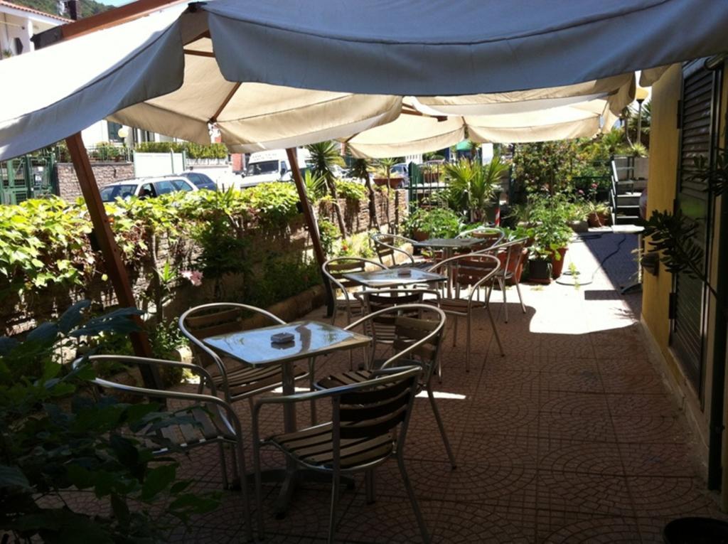 Albergo Delle Rose Pozzuoli Eksteriør billede