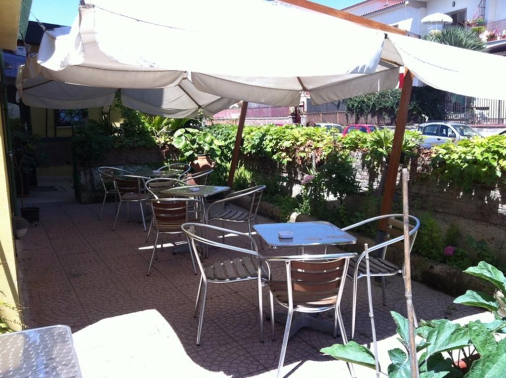 Albergo Delle Rose Pozzuoli Eksteriør billede